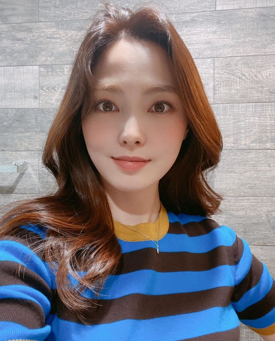 Tài năng, xinh đẹp, phong thái thi đấu lạnh lùng... giúp nữ cơ thủ này từng khuynh đảo trên các trang bìa tạp chí thể thao lẫn thời trang.