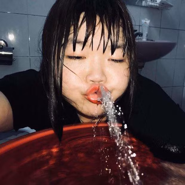 Tuy vậy không phải cứ làm theo trend là "auto" đẹp, nhiều trường hợp đã hi sinh vì nghệ thuật không ít mà vẫn thất bại toàn tập, mang về trái đắng cho khổ chủ như cô bạn này chẳng hạn.