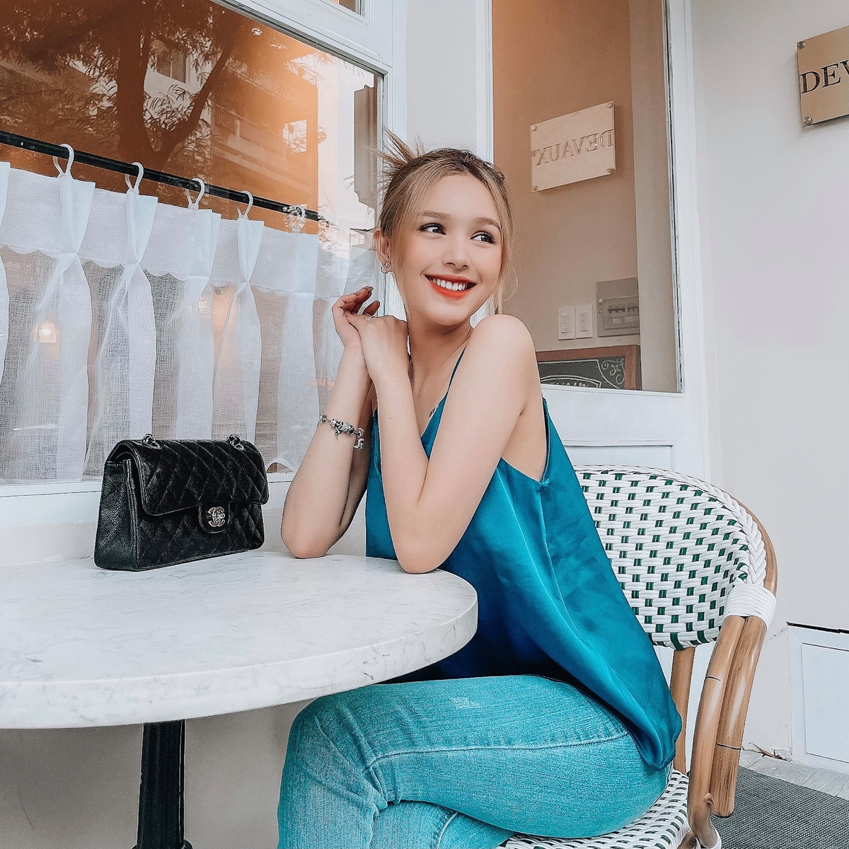 Tuy nhiên, số khác lại cho rằng sinh đẻ là chuyện riêng của hai vợ chồng, họ hoàn toàn có quyền quyết định tất cả.