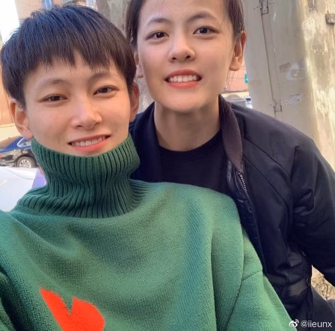 Từ một người ngồi trên ghế dự bị, Yang Shuyu giờ đã trở thành ngôi sao tỏa sáng trong làng bóng rổ xứ Trung.