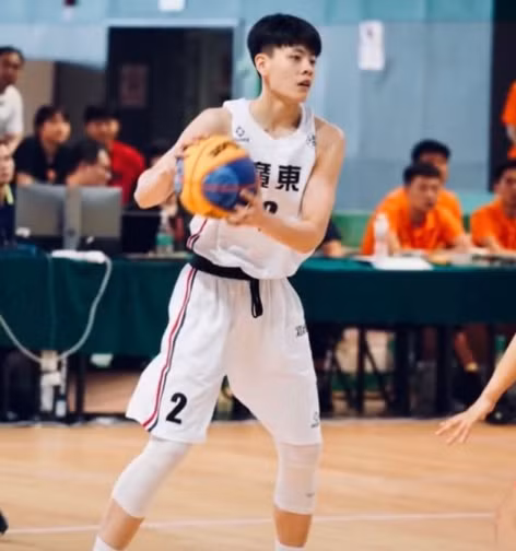 Nhưng Yang Shuyu chưa từng nản chí. Cô miệt mài tập luyện và trở thành vận động viên tài năng. Ảnh: Tổng hợp