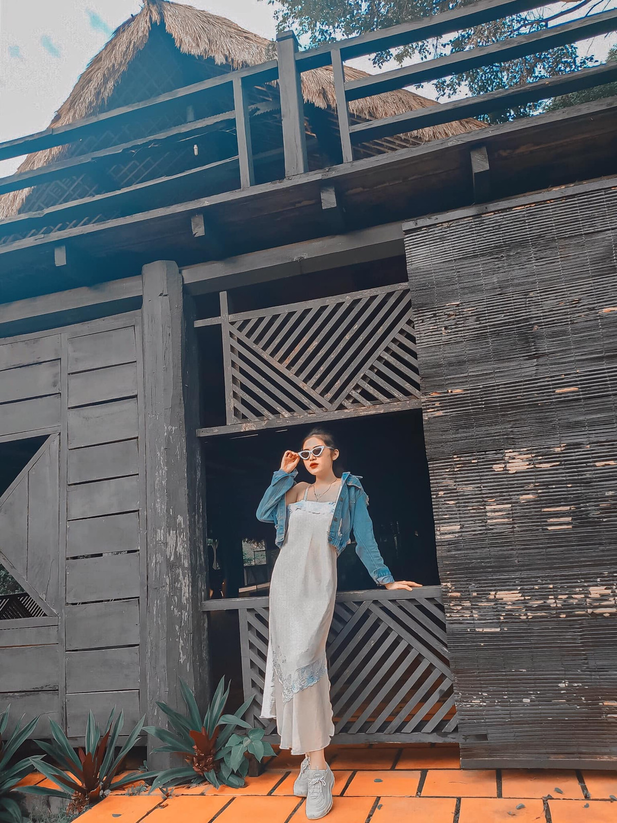 Trên trang cá nhân của mình, Quế Chi cũng thường xuyên đăng tải những hoạt động thiện nguyện của mình, nhận về háng tá lời khen và sự ngưỡng mộ từ cộng đồng mạng. Ảnh: FBNV