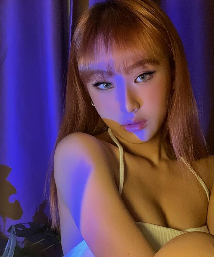 Nguyễn Xuân Bảo Hân (20 tuổi) là hot girl trong giới KOL mới nổi thời gian gần đây. Cô nàng gây ấn tượng với nhan sắc xinh đẹp, cá tính và vô cùng gợi cảm.