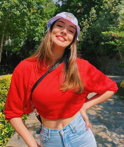 Nhiều khán giả chia sẻ họ không phải là fan của môn bóng chuyền cho đến khi Zehra Gunes xuất hiện.