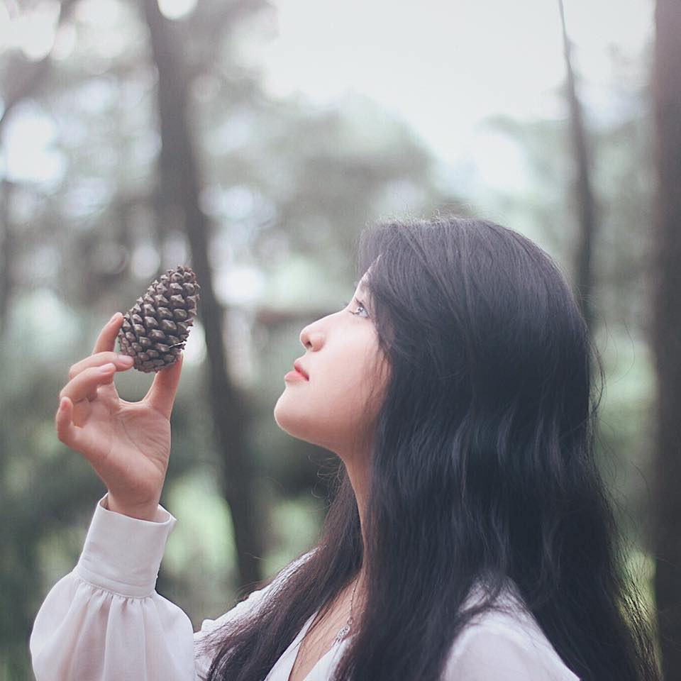 Tuy nhiên theo chia sẻ mới đây, Thanh Nga cho biết cô chỉ vừa mới có ý định livestream trong mùa dịch để nhiều bạn học sinh có thể tiếp cận với kiến thức môn Vật Lý. Ảnh: FBNV