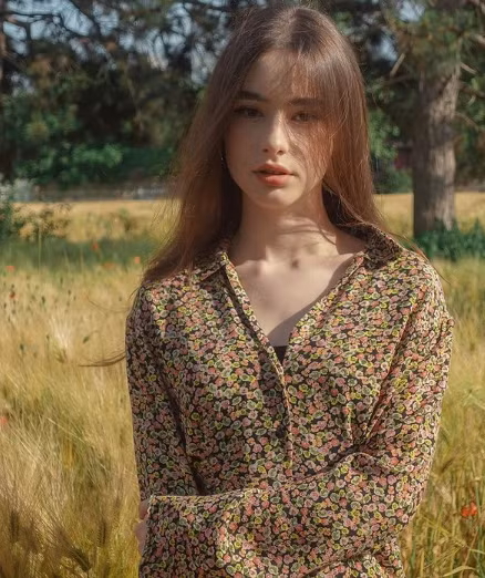 Ngoài ra, Dasha Taran còn có vóc dáng mảnh mai cùng chiều cao 1m72 ấn tượng.