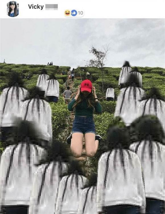 Một người sợ chẳng đông vui nên cho thêm cả chục người nữa nhé.