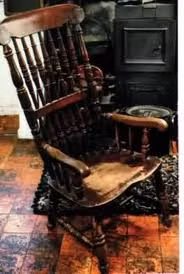 Mọi chuyện bắt đầu từ việc Thomas Busby bị bắt vì tội giết người. Y bị kết án tử hình bằng cách treo cổ.