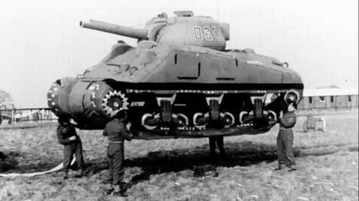 Chiến dịch nghi binh được thực hiện với việc lực lượng Đồng minh cố tình để lộ những thông tin mật rằng họ đang chuẩn bị quân đội, vũ khí để tấn công Pas de Calais.