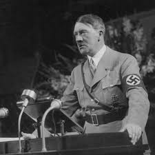 Vì vậy, Hitler và Đức quốc xã đã từng bước thâu tóm quyền lực và thực hiện hàng loạt chính sách tàn bạo, đẫm máu chống lại nhân loại. Mời quý độc giả xem video: Hitler còn ống sau Thế chiến 2? (nguồn: VTC14)