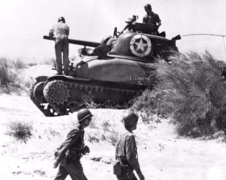 Theo kế hoạch, Operation Downfall được chia làm 2 chiến dịch nhỏ hơn: Operation Oympic và Operation Coronet.