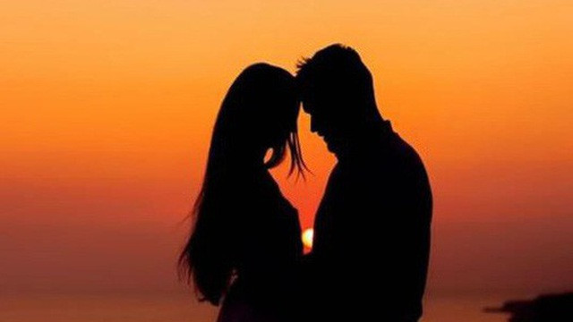 Tại Trung Quốc, Tết Nguyên đán trở thành thời điểm "khó khăn" đối với người độc thân, đặc biệt là phụ nữ khi thường bị hỏi bao giờ kết hôn.