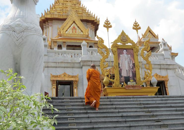 Theo quan niệm của người dân địa phương, pho tượng Phật bằng vàng trên tượng trưng cho sự thịnh vượng, thuần khiết và quyền năng.