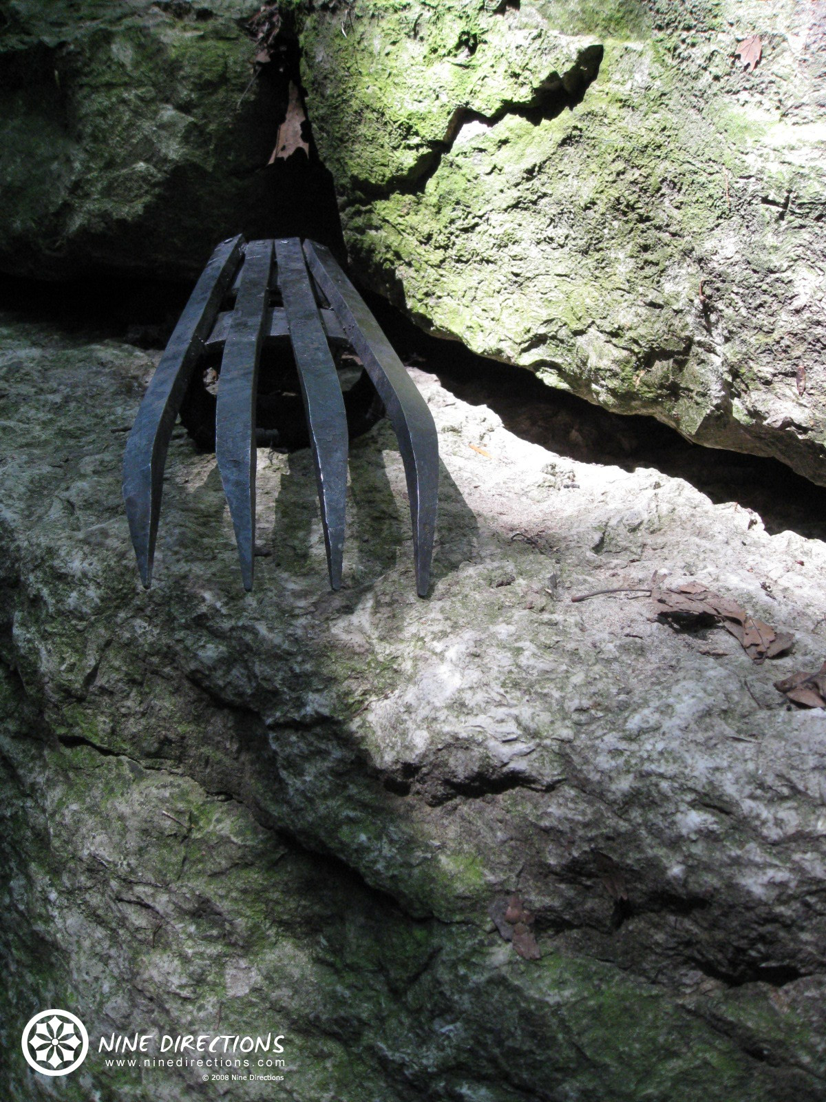 Nếu bị Tekko kagi của Ninja cào trúng vào cơ thể thì đối phương sẽ có thể bị thương, thậm chí là mất mạng.