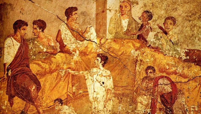 Giống như nhiều nền văn minh, đế chế La Mã áp dụng nhiều kiểu tử hình tàn khốc dành cho những kẻ phạm tội nghiêm trọng, bao gồm cả giết người.