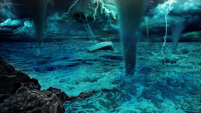 Nguyên do là vì nhiều tàu thuyền gặp nạn tại hồ Phàn Dương trong suốt những năm qua. Theo ước tính, hơn 200 tàu thuyền chìm một cách bí ẩn và khoảng 1.600 người mất tích tại khu vực nguy hiểm này.