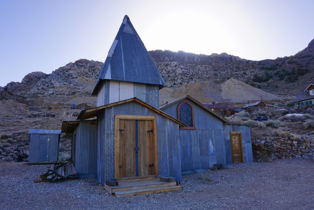 Theo đó, trong năm 2018, một người giấu tên đã mua thị trấn "ma" Cerro Gordo với số tiền 1,4 triệu USD. Người chủ mới của thị trấn dự định cải tạo lại nơi này và biến nó thành một điểm du lịch.