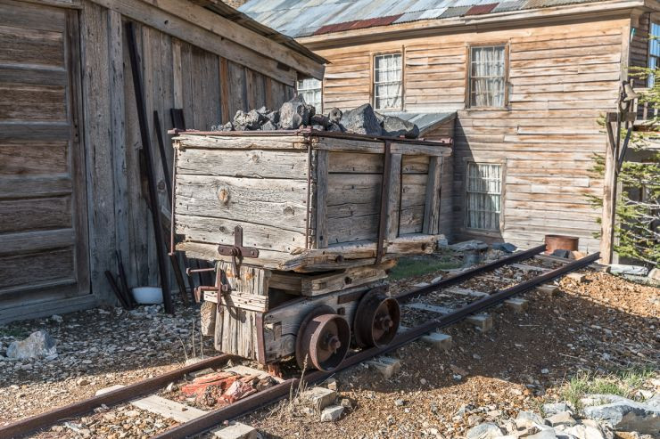 Không những vậy, một số người còn tuyên bố nhìn thấy hồn ma ở thị trấn Cerro Gordo.