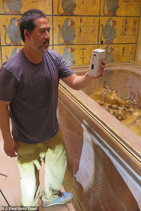 Về sau, lăng mộ của Tutankhamun được mở cửa cho du khách vào tham quan.