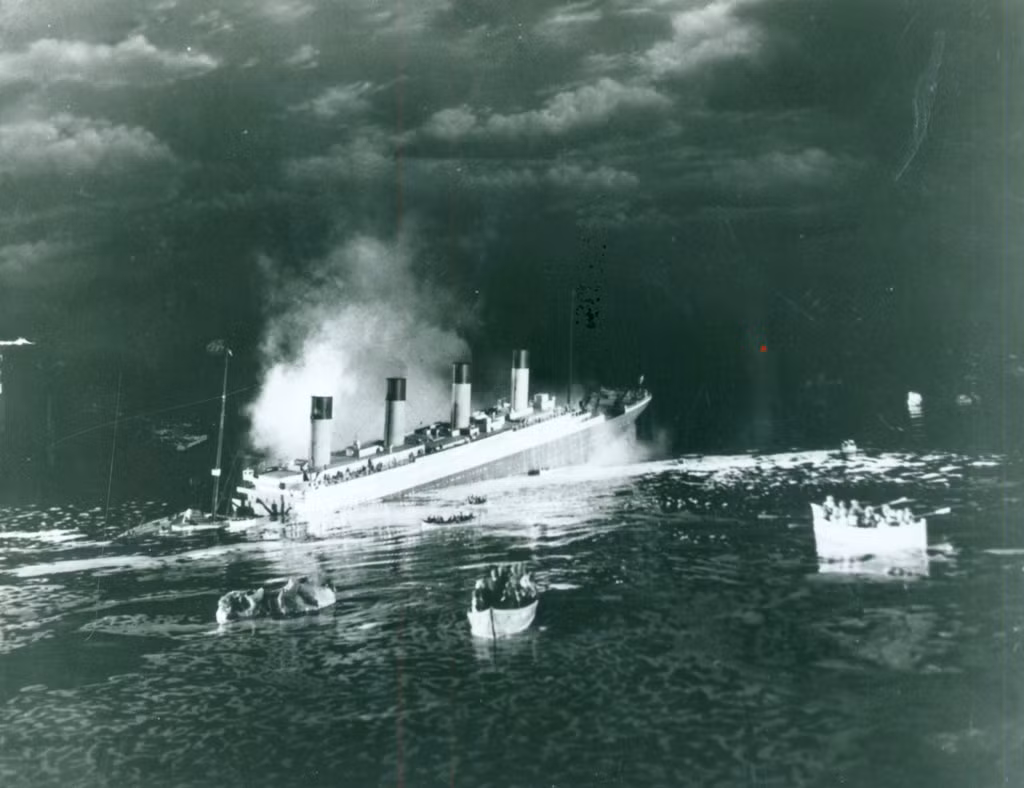 Về sau, người ta tìm được thi hài ông Chapman cùng chiếc đồng hồ trên. Tuy nhiên, người ta không thể tìm được thi thể vợ ông.