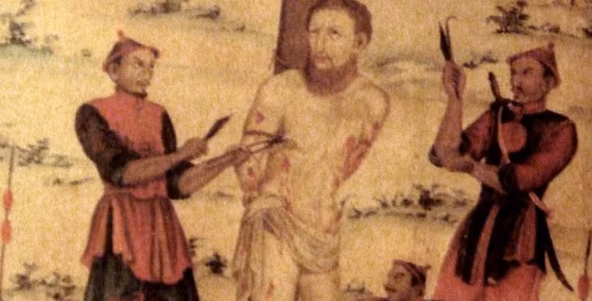 Những người phạm tội phản quốc, nổi loạn, giết cha mẹ... ở Trung Quốc thời phong kiến thường đối mặt với kiểu hành hình khét tiếng có tên lăng trì.