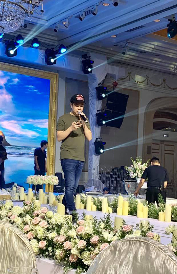 Le Hieu nghiem tuc 'tong duyet' cho dam cuoi cung co dau 9X