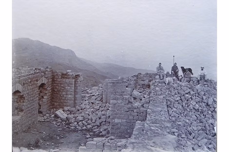 Trận chiến nổi tiếng trên diễn ra tại Saragarhi gần khu vực Tirah (hiện nay là lãnh thổ Pakistan).