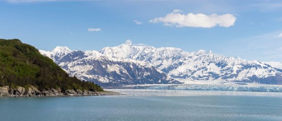 Đặc biệt, Alaska có gần 50% lượng sông băng trên thế giới. Theo thời gian, Alaska trở thành "vùng đất vàng" đem lại lợi nhuận khổng lồ cho Mỹ.