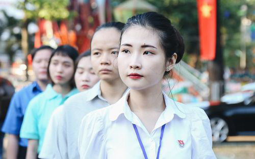 Năm 2020, các quận, huyện tại TP HCM đã tổ chức lễ trao lệnh gọi nhập ngũ cho 3.990 công dân, trong đó lệnh chính thức là 3.804, dự bị là 186. Công dân tham gia nghĩa vụ quân sự là 3.800 người, công an nghĩa vụ là 659 người. Các công dân tại điểm giao quân này sẽ vào các đơn vị Vùng 4 Hải quân, Bộ tham mưu Quân đoàn 4, tiểu đoàn vệ binh 180 Quân khu 7, Trường quân sự Quân khu 7, công an thành phố. Đặc biệt, có 6 công dân nữ sẽ nhập ngũ vào Trường Quân sự Quân khu 7 đóng trên địa bàn thành phố.