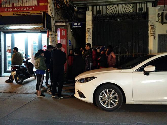 Trao đổi với PV, chị H. (công tác tại Nhà hát vũ kịch Việt Nam) cho hay, Nghệ sĩ Vũ Mạnh Dũng vào làm việc tại Nhà hát vũ kịch Việt Nam từ năm 2006, cho tới nay đã được 14 năm. Nam nghệ sĩ xấu số vừa mới nhận danh hiệu Nghệ sĩ ưu tú vào tháng 8/2019. 