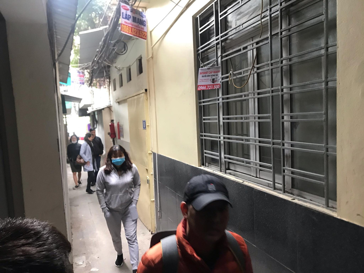 NSƯT Trần Ly Ly, Giám đốc Nhà hát Nhạc Vũ Kịch Việt Nam cho biết, anh Vũ Mạnh Dũng đã công tác tại Nhà hát đến nay hơn 20 năm. Anh là giọng Nam trung (Bariton), một trong những giọng ca Opera số 1 của Việt Nam hiện nay. 