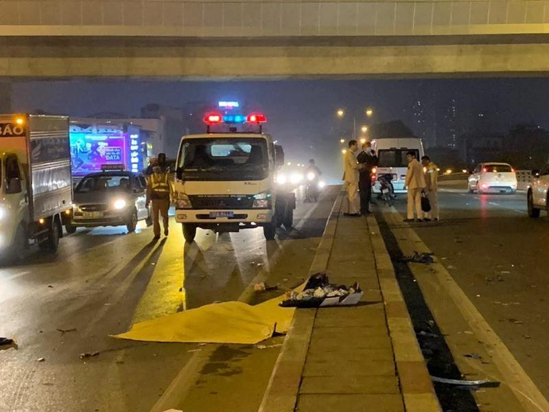 Di nguoc chieu cao toc gay tai nan, chet van phai boi thuong: Di lui tren cao toc thi sao?