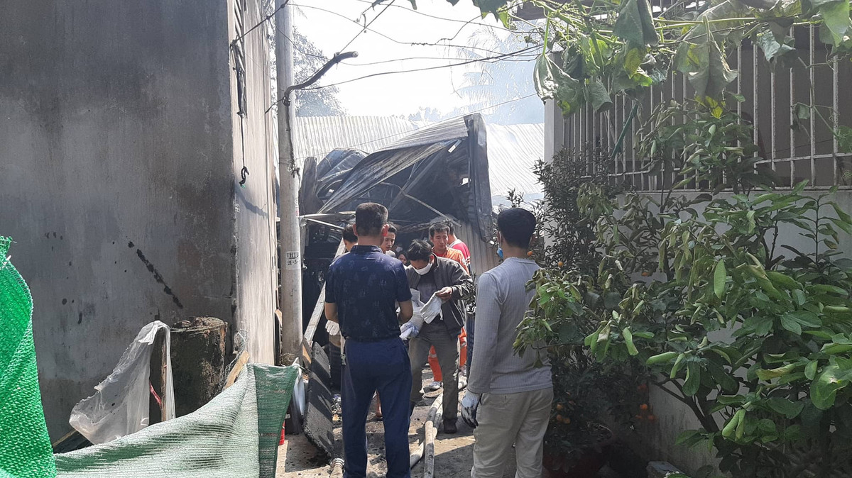 Hiện vụ việc xưởng gỗ, nhà trọ bị bà hỏa thiêu rụi ở Hà Nội đang được cơ quan chức năng điều tra, làm rõ. 