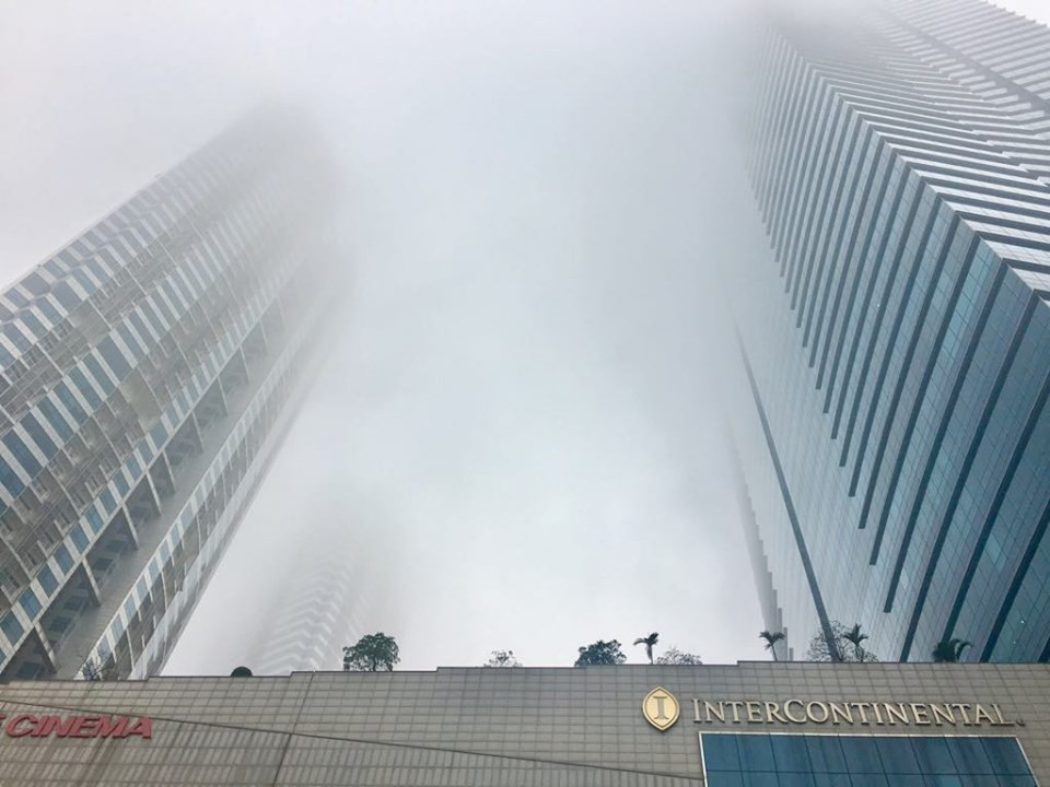 Ha Noi chim trong suong mu dac quanh nhu Sa Pa: Binh thuong hay bat thuong?-Hinh-3