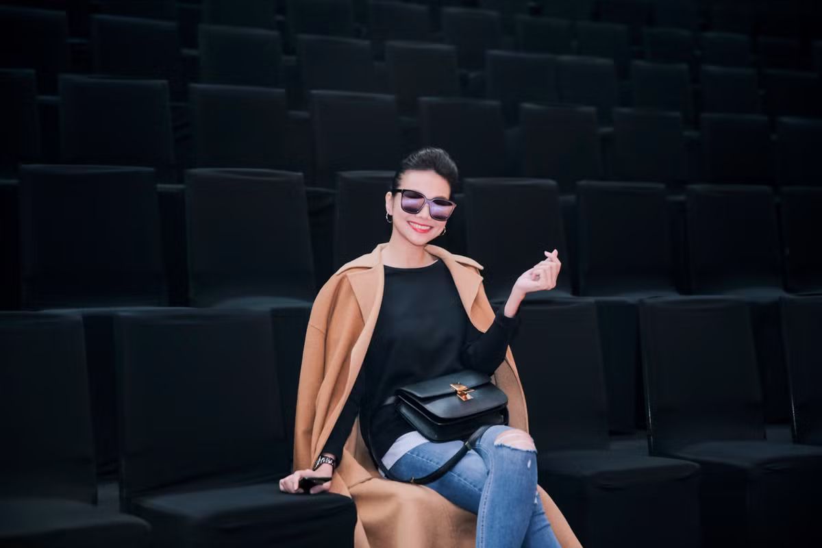 Là gương mặt hàng đầu của làng mẫu Việt, chân dài Thanh Hằng luôn được các NTK tên tuổi giao cho vai trò vedette trong các show diễn.