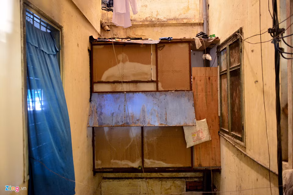 Soi 5 chung cu Sai Gon nguy co sap bat cu luc nao-Hinh-3