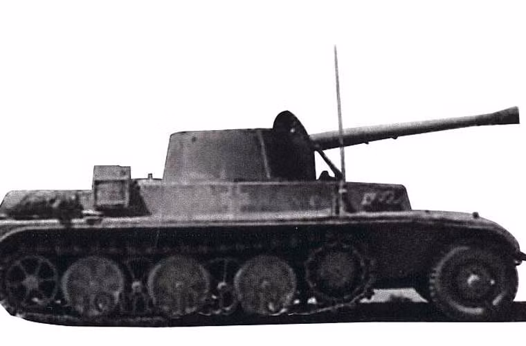 Pháo chống tăng tự hành Panzer-Selbstfahrlafette II được thiết kế với khung gầm xe half-track (kết hợp bánh lốp và bánh xích), bọc giáp dày 5,5-20mm, pháo chính 75mm Kanone L/41.