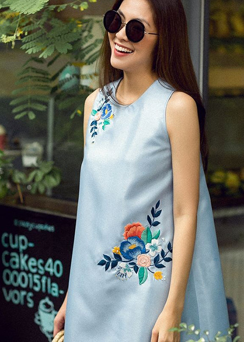 Tăng Thanh Hà khoe ảnh diện áo dài là một trong những tin tức sao Việt trong ngày 25/1.