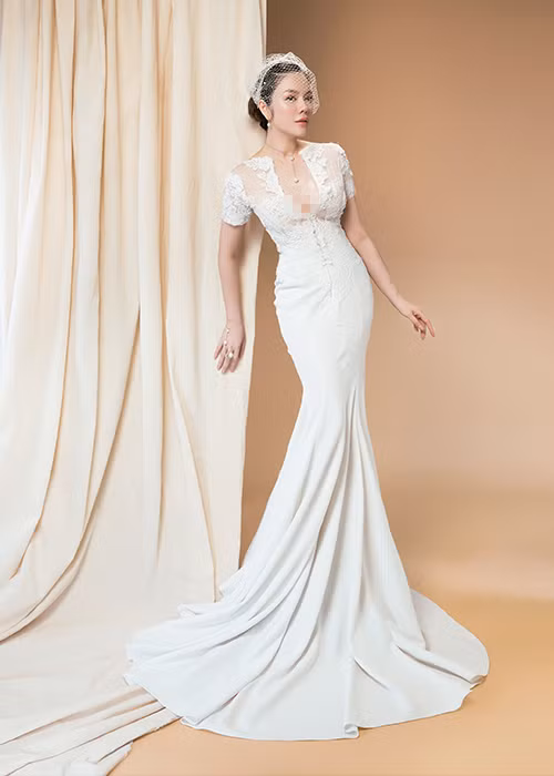 Lý Nhã Kỳ cho biết việc chọn trang sức ngày cưới cũng quan trọng không kém nhằm hoàn thiện vẻ đẹp cho tân nương.