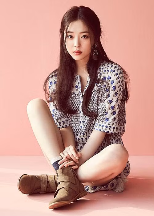 Sulli từng được xem là tiêu chuẩn của nữ thần tượng Kpop.