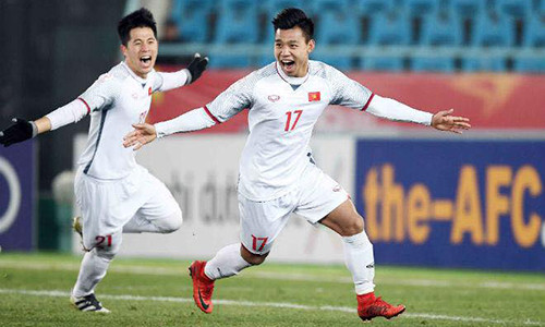 Cộng đồng mạng "rần rần" khi nghệ sĩ Chiến Thắng thể hiện tình yêu với đội U23 Việt Nam.