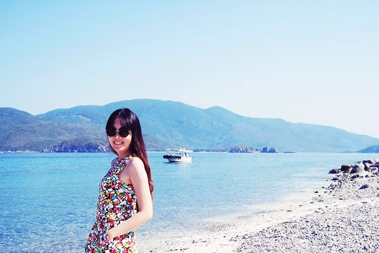 Vân Anh sẽ phải cạnh tranh với hơn 40 người đẹp khác trong chung kết Hoa hậu Hoàn vũ Việt Nam 2017 diễn ra vào tối nay, ngày 6/1.