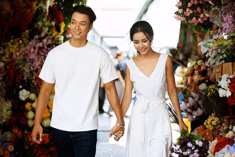 Tuy nhiên, năm 2016, Lại Thanh Hương bất ngờ thừa nhận "bắt cá hai tay" trong lúc hẹn hò siêu mẫu Vũ Mạnh Hiệp. Ảnh: NVCC