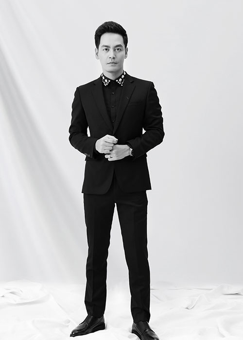 Từng giữ vai trò MC tại Hoa hậu Hoàn vũ Việt Nam 2015, lần trở lại này, Phan Anh là một trong số các giám khảo chung kết Hoa hậu Hoàn vũ Việt Nam.