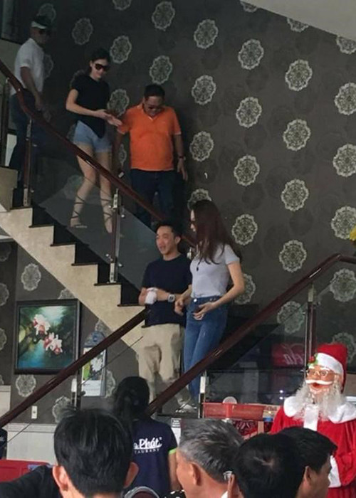 Đây là lần hiếm hoi hình ảnh cả hai đi bên nhau được ghi lại.