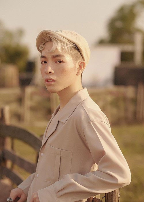 Đức Phúc chia sẻ: “Em yêu anh vậy mà một câu anh đâu được biết đâu... nên yêu là cứ nói ra nha”.