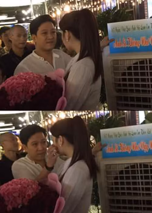 Tháng 7/2016, Trường Giang đến trường quay tặng Nhã Phương hoa để kỷ niệm một năm yêu nhau. Ảnh: Dân Việt