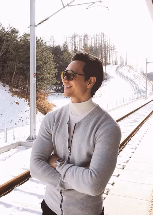 Kim Lý tươi rói ở Hàn Quốc là một trong những tin tức sao Việt trong ngày 5/1.