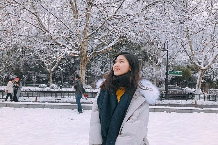 Á hậu 1 cuộc thi Hoa hậu Việt Nam 2016 vốn rất ngưỡng mộ các cầu thủ U23 Việt Nam.