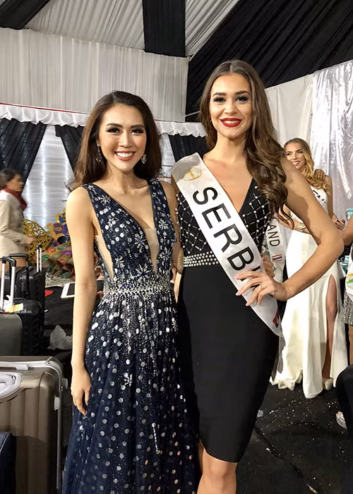 Trước Tường Linh, Hà Thu từng nhận danh hiệu "Hoa hậu được yêu thích nhất” tại cuộc thi mùa giải năm 2015.